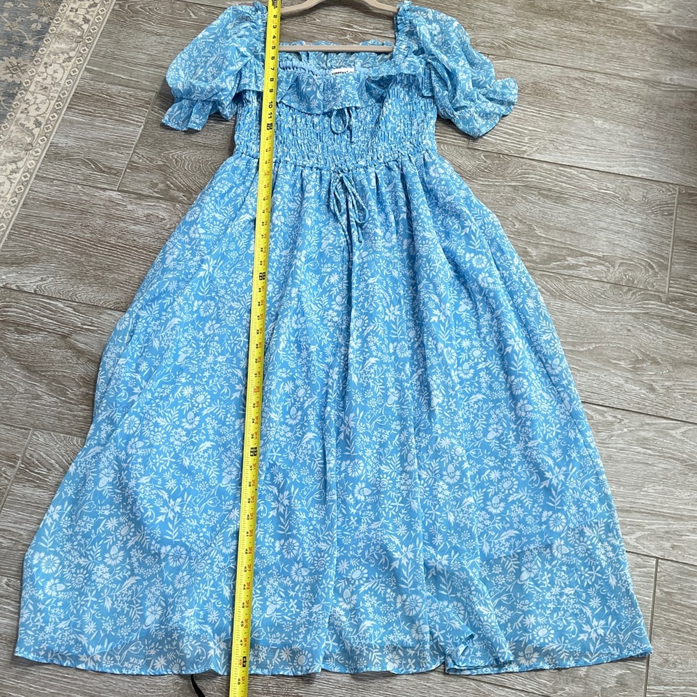 Sky Blue Floral Square-Neck Maxi Dress with Puff Sleeves - Picture 7 of 11